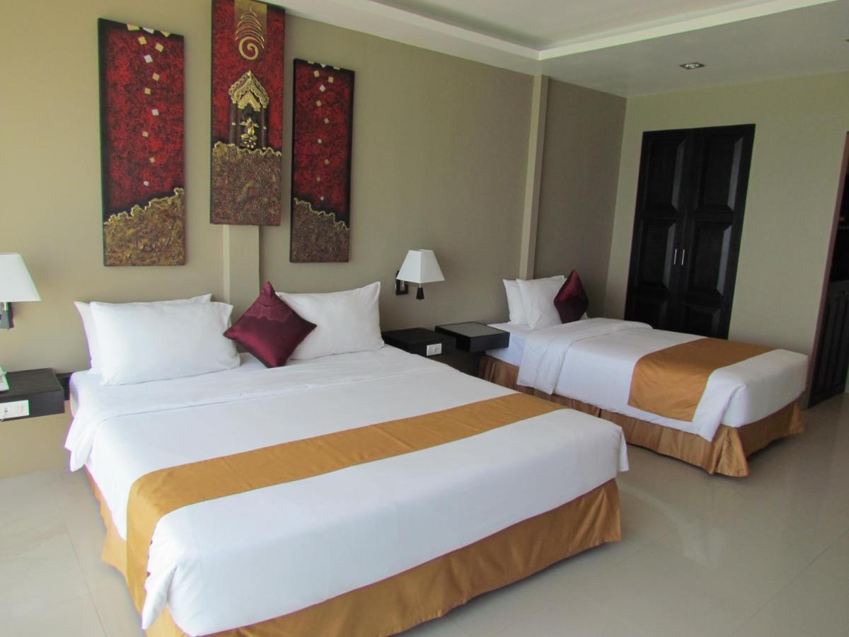 The Front Hotel And Apartments Patong Kültér fotó