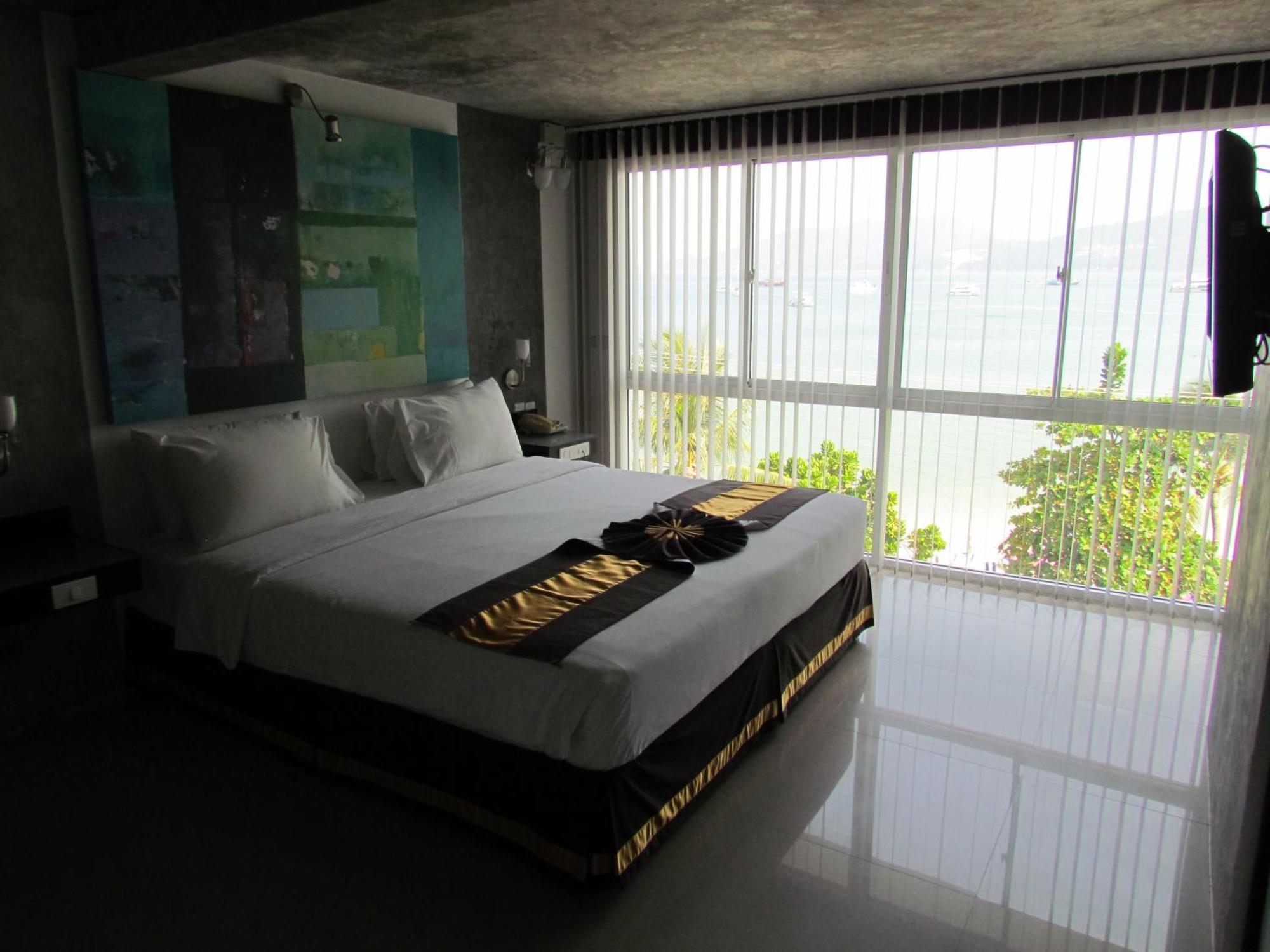 The Front Hotel And Apartments Patong Szoba fotó