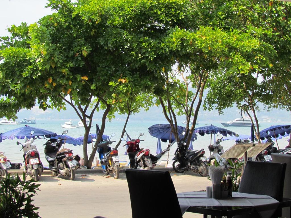 The Front Hotel And Apartments Patong Kültér fotó